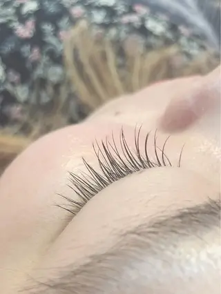 マツエク・マツパ そそ　喜 多のヘアスタイル