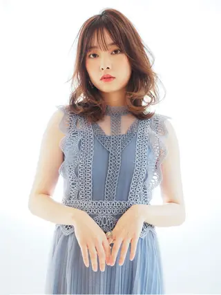 井上 歩美のヘアスタイル