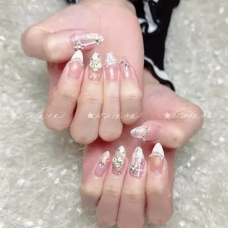 ネイル nana 🤍のネイルデザイン