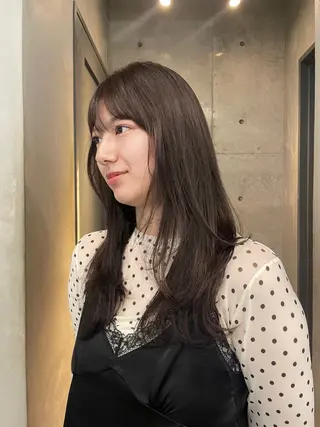 セミロング カラー 小澤 わかなのヘアスタイル
