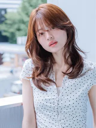 セミロング カラー ヘアアレンジ misa🫧ナチュラ ル縮毛矯正/髪質改善のヘアスタイル