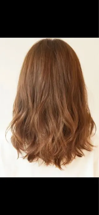 セミロング Nakashima Akiのヘアスタイル
