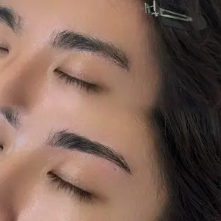 メンズ アイブロウ eyenico天神 梅津の眉毛・アイブロウイメージ