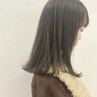 ミディアム カラー マツエク・マツパ ハイトーンボブ 前田 表参道　グレージュのヘアスタイル