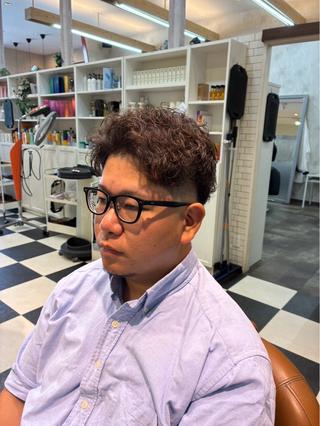 パーマ メンズ 山中 悠人のヘアスタイル