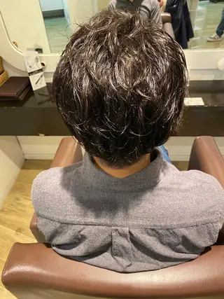 パーマ メンズ 小宮 真理奈のヘアスタイル