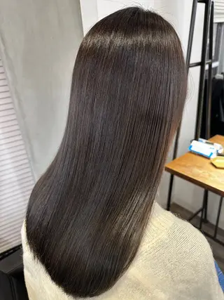 ロング 髪質改善🌟 TAKERUのヘアスタイル