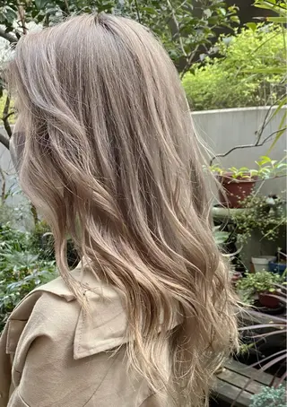 ロング カラー Moca 〰️のヘアスタイル
