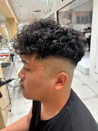 パーマ メンズ 🐲ツイスパ🐲 フェード/龍のヘアスタイル