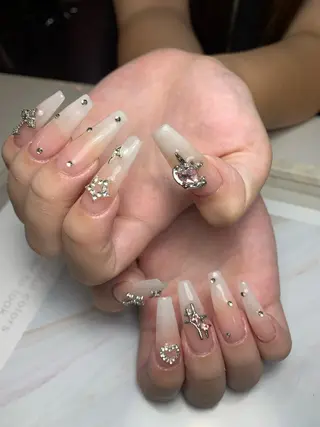 ネイル akina nailsのネイルデザイン