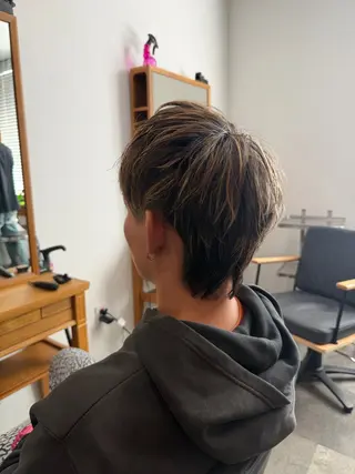 ショート カラー メンズ Meteor 店長 祝田涼太のヘアスタイル