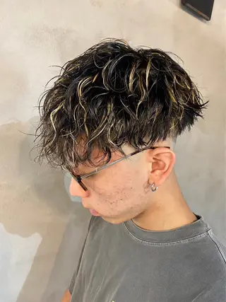 ショート カラー パーマ メンズ ツイスパ特化 石川 歳也のヘアスタイル