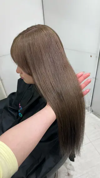 ロング カラー ヘアアレンジ 韓国レイヤー&ピンク 艶髪🩶maikoのヘアスタイル
