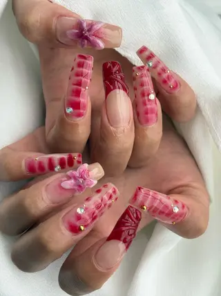 ネイル ✴︎ Delightのネイルデザイン