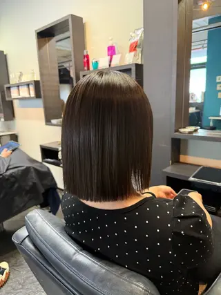 ショート 奴賀 詩のヘアスタイル