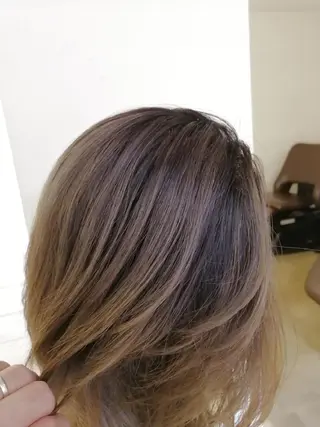 カラー セミロング 木村 昇のヘアスタイル