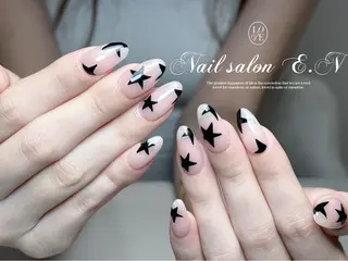 ネイル E.N🦋 長さ出し/持ち込みのネイルデザイン