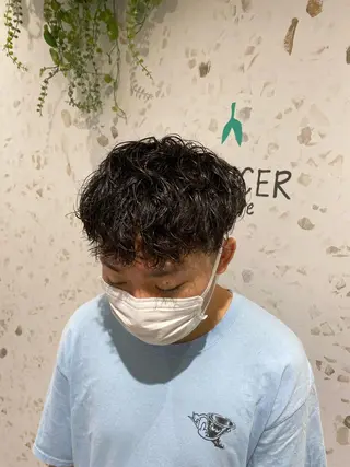 メンズ ミヤタケ リョウコのヘアスタイル