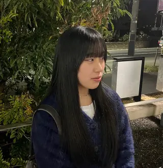 ロング 水ノ上 優花のヘアスタイル