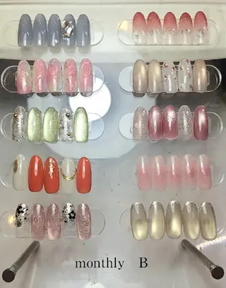 ネイル MEGUMI ​🌻のネイルデザイン