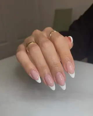 ネイル ダンビーニャム サロールのネイルデザイン