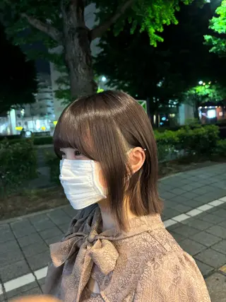 ショート 🍓ブリーチカラー 🎀nene🍓のヘアスタイル