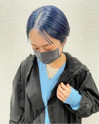ショート カラー 渋谷 留菜のヘアスタイル