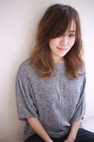 ミディアム 【女性指名No.1】 西口直子のヘアスタイル