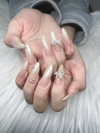ネイル Lee Nailsのネイルデザイン