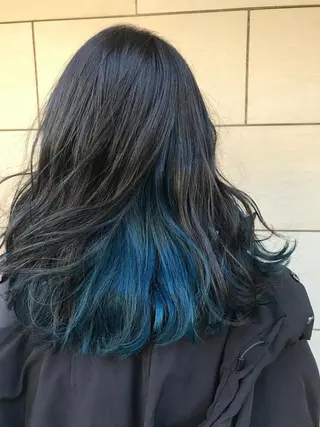 セミロング カラー 有馬ミク🌈 似合わせ美容師のヘアスタイル