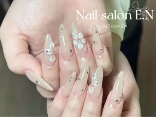 ネイル E.N🦋 長さ出し/持ち込みのネイルデザイン