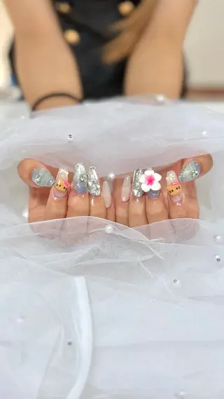 ネイル hitomi 🎀所沢ネイルサロンのネイルデザイン