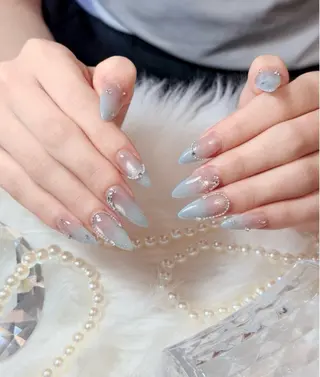 ネイル Lyna 池袋のネイルデザイン