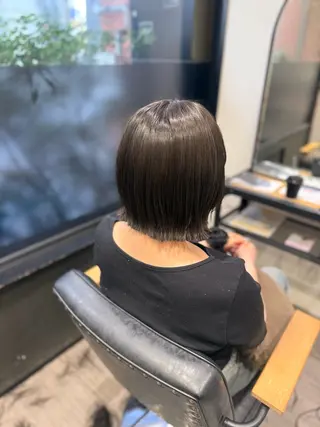 ミディアム カラー 艶髪レイヤー上田 紗也🇰🇷💗のヘアスタイル