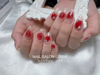 ネイル ネイルサロン ルミア Lumia 店長施術のネイルデザイン