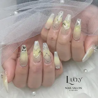 ネイル Lucky Nail Salonのネイルデザイン