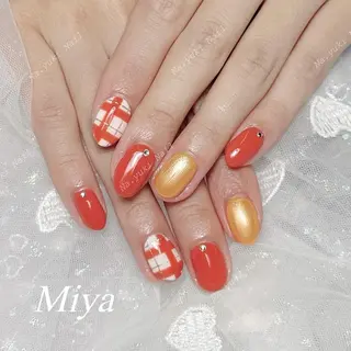 ネイル 🦋 Queenieのネイルデザイン