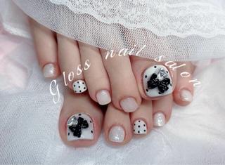 ネイル みゆ🐰 Gloss nailのネイルデザイン