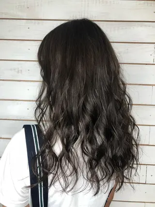 ミディアム カラー ヘアアレンジ 🦋美髪／エクステ 🦋アベイクミのヘアスタイル