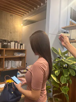 ロング "THINKAND" ayumiのヘアスタイル