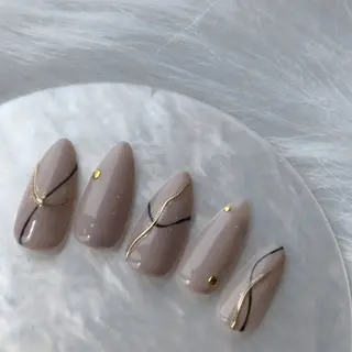 ネイル ASAMI🐾 OAK nailのネイルデザイン