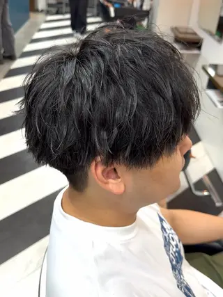 ショート カラー パーマ ヘアアレンジ メンズ 伊藤 陸のヘアスタイル