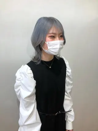 カラー white.梅田 デザインカラー🦄のヘアスタイル