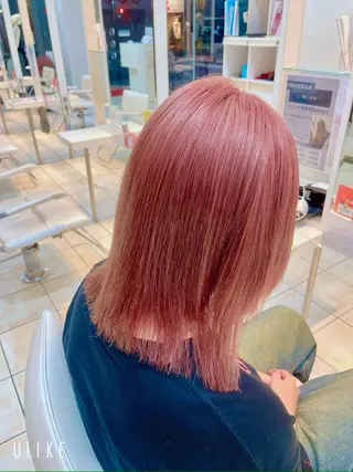 ショート カラー ブリーチ/ヘアセット 【𝙍𝙞𝙣𝙤】のヘアスタイル