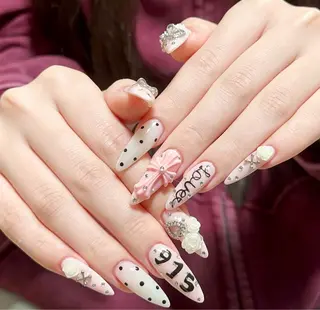ロング Plouta Nailsalonのネイルデザイン