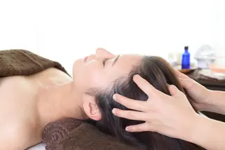 MOLLA 大井陽菜のヘアスタイル