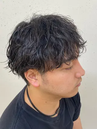 パーマ 赤嶺 毅史のヘアスタイル