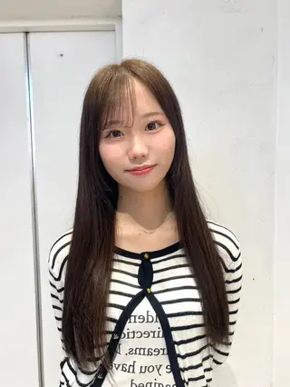 ロング カラー せりな🎀🕯️ /透明感カラーのヘアスタイル