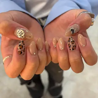 ネイル 栗田 ゆう子のネイルデザイン