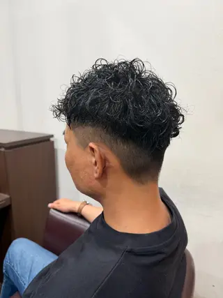パーマ メンズ 仲井 充のヘアスタイル